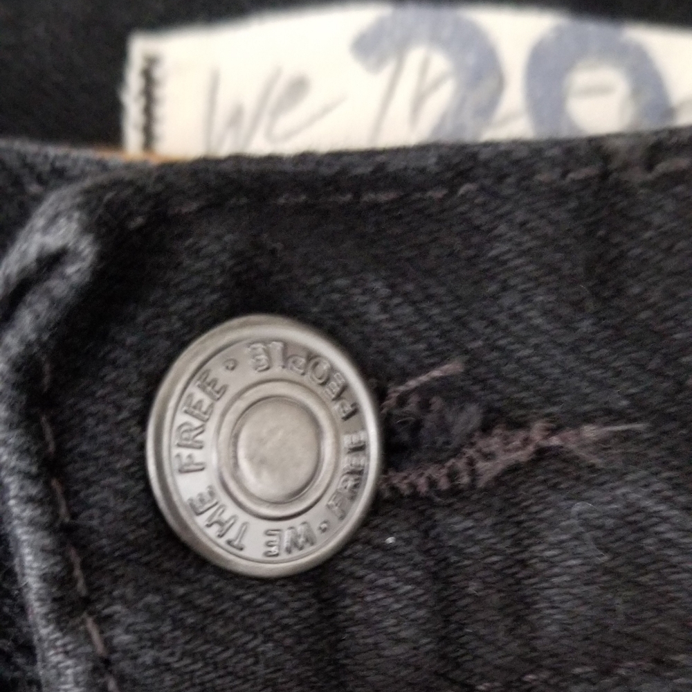 Black Free People Sz 29 distressed Jean's